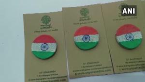 Independence Day 2020: Nitin Vas created this eco-friendly badge.(Twitter/ANI) Independence Day 2020: Nitin Vas created this eco-friendly badge.(Twitter/ANI)
