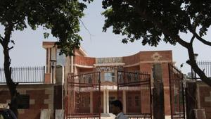 SDMC officials said the civic body was spending more money on maintaining these properties than the income generated.(HT Photo) SDMC officials said the civic body was spending more money on maintaining these properties than the income generated.(HT Photo)