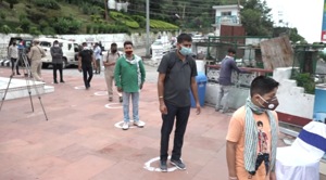 People on their way to the Vaishno Devi shrine in Jammu observe social distancing as the temple reopened on August 16, 2020.(HT Photo) People on their way to the Vaishno Devi shrine in Jammu observe social distancing as the temple reopened on August 16, 2020.(HT Photo)