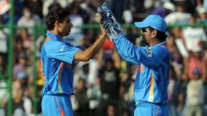 Ashish Nehra played his last ODI under MS Dhoni.(Getty Images) Ashish Nehra played his last ODI under MS Dhoni.(Getty Images)