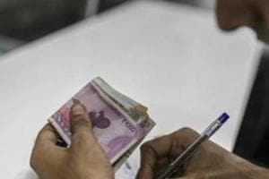 On the domestic equity market front, the 30-share BSE benchmark Sensex was trading 450.62 points higher at 38,501.40, and the broader NSE Nifty advanced 133.55 points to 11,380.65.(Bloomberg) On the domestic equity market front, the 30-share BSE benchmark Sensex was trading 450.62 points higher at 38,501.40, and the broader NSE Nifty advanced 133.55 points to 11,380.65.(Bloomberg)