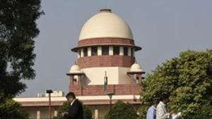 The apex court in November 2009, had issued a contempt notice to Bhushan and Tejpal for allegedly casting aspersions on some sitting and former top court judges in an interview to a news magazine.(Burhaan Kinu/HT PHOTO) The apex court in November 2009, had issued a contempt notice to Bhushan and Tejpal for allegedly casting aspersions on some sitting and former top court judges in an interview to a news magazine.(Burhaan Kinu/HT PHOTO)