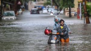 Between 8.30 am and 10.30 am Tuesday, south Mumbai recorded 0.5 mm of rain and the suburbs recorded 6.6 mm.(PTI) Between 8.30 am and 10.30 am Tuesday, south Mumbai recorded 0.5 mm of rain and the suburbs recorded 6.6 mm.(PTI)