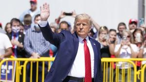 A collapse of the deal risks leading to a return of the tit-for-tat tariff war that hurt trade and companies around the world.(AP) A collapse of the deal risks leading to a return of the tit-for-tat tariff war that hurt trade and companies around the world.(AP)