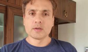 Months after urging schools to cut down fees because of the pandemic and low use of resources, Iqbal Khan says noone came to the rescue. Months after urging schools to cut down fees because of the pandemic and low use of resources, Iqbal Khan says noone came to the rescue.