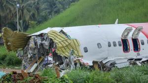 The Air India Express flight that crashed while landing on August 8.(PTI) The Air India Express flight that crashed while landing on August 8.(PTI)