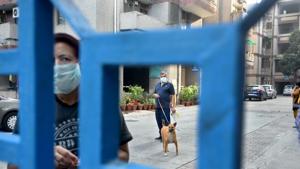 So far no sector has been confirmed for land pooling policy in Delhi as the law requires at least 70% of land owners to give their consent for participation before the license for construction is given.(Sushil Kumar/HT Photo) So far no sector has been confirmed for land pooling policy in Delhi as the law requires at least 70% of land owners to give their consent for participation before the license for construction is given.(Sushil Kumar/HT Photo)