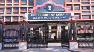 A single-judge bench of Justice VG Arun, after hearing arguments from all the sides on a petition filed by Mathai’s wife, handed over the probe in the matter to the CBI.(HT photo) A single-judge bench of Justice VG Arun, after hearing arguments from all the sides on a petition filed by Mathai’s wife, handed over the probe in the matter to the CBI.(HT photo)