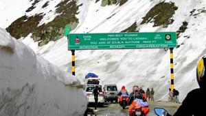 The project which will be implemented in two sections involves the construction of a connecting road from Z-Morh Tunnel to Zojila Tunnel and a 14.150 km long bi-directional tunnel across Zojila Pass on the Sonamarg-Kargil section of NH-01.(NHIDCL.) The project which will be implemented in two sections involves the construction of a connecting road from Z-Morh Tunnel to Zojila Tunnel and a 14.150 km long bi-directional tunnel across Zojila Pass on the Sonamarg-Kargil section of NH-01.(NHIDCL.)
