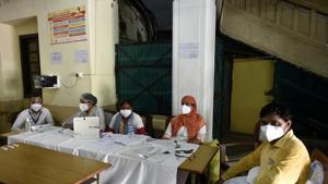 A testing camp organised by the UP government for getting members of the legislative council tested for coronavirus at A Block Darulshafa in Lucknow, Uttar Pradesh.(Dheeraj Dhawan / Hindustan Times) A testing camp organised by the UP government for getting members of the legislative council tested for coronavirus at A Block Darulshafa in Lucknow, Uttar Pradesh.(Dheeraj Dhawan / Hindustan Times)