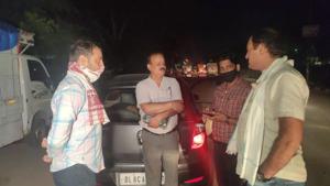 Policemen inspect the crime scene in Tigri camp area.(Sourced) Policemen inspect the crime scene in Tigri camp area.(Sourced)