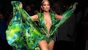 Jennifer Lopez is all set to launch her skincare and makeup brand soon.(Instagram) Jennifer Lopez is all set to launch her skincare and makeup brand soon.(Instagram)
