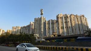 A view of Amrapali Platinium at sector 120, Noida.(Virendra Singh Gosain/HT PHOTO) A view of Amrapali Platinium at sector 120, Noida.(Virendra Singh Gosain/HT PHOTO)