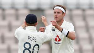 Cricket - Third Test - England v Pakistan - Ageas Bowl, Southampton, Britain - August 23, 2020 England's Stuart Broad celebrates taking the wicket of Pakistan's Yasir Shah with Ollie Pope, as play resumes behind closed doors following the outbreak of the coronavirus disease (COVID-19) Alastair Grant/Pool via REUTERS(REUTERS) Cricket - Third Test - England v Pakistan - Ageas Bowl, Southampton, Britain - August 23, 2020 England's Stuart Broad celebrates taking the wicket of Pakistan's Yasir Shah with Ollie Pope, as play resumes behind closed doors following the outbreak of the coronavirus disease (COVID-19) Alastair Grant/Pool via REUTERS(REUTERS)