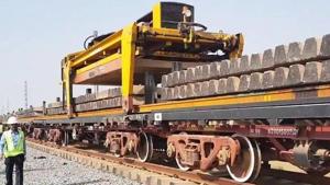 A review of the DFC is scheduled to be held on August 32 with the contractors. Railways will also hold a review with state government officials of UP, Bihar, Gujarat and Maharashtra on September 1.(HT PHOTO.) A review of the DFC is scheduled to be held on August 32 with the contractors. Railways will also hold a review with state government officials of UP, Bihar, Gujarat and Maharashtra on September 1.(HT PHOTO.)