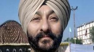 Davinder Singh was suspended from Jammu and Kashmir (J&K) police after he was arrested while ferrying the two HM terrorists in a vehicle on the Srinagar-Jammu Highway.(PTI file photo) Davinder Singh was suspended from Jammu and Kashmir (J&K) police after he was arrested while ferrying the two HM terrorists in a vehicle on the Srinagar-Jammu Highway.(PTI file photo)