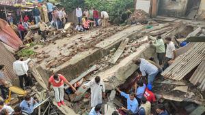 The rescue work came to an end on Wednesday morning after the recovery of the two bodies.(PTI) The rescue work came to an end on Wednesday morning after the recovery of the two bodies.(PTI)