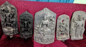 Some of the stone idols that were among the antiques confiscated by the customs officials from the Indo-Bangla border.(HT Photo) Some of the stone idols that were among the antiques confiscated by the customs officials from the Indo-Bangla border.(HT Photo)