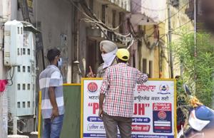 Movement is heavily restricted in containment zones, with permission to venture out only for essential supplies.(HT File Photo) Movement is heavily restricted in containment zones, with permission to venture out only for essential supplies.(HT File Photo)