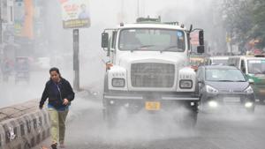 The study found that for every 15 micrograms per cubic metres exposure in PM 2.5, there was an increase in 3.3 mm Hg in systolic BP.(Raj K Raj/HT Photo) The study found that for every 15 micrograms per cubic metres exposure in PM 2.5, there was an increase in 3.3 mm Hg in systolic BP.(Raj K Raj/HT Photo)