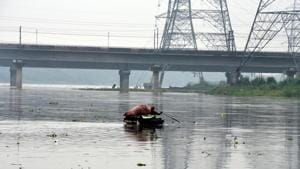 The water level of the river had risen reportedly due to heavy rainfall in the region for the past several days.(Sonu Mehta/HT file photo) The water level of the river had risen reportedly due to heavy rainfall in the region for the past several days.(Sonu Mehta/HT file photo)