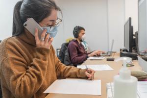 Offices are being redesigned to ensure minimal interaction among co-workers to curb spread of Covid-19.(Photo: Shutterstock) Offices are being redesigned to ensure minimal interaction among co-workers to curb spread of Covid-19.(Photo: Shutterstock)