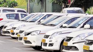 The strike by drivers of cab aggregators may cause hardships to a large number of commuters(Hindustan Times) The strike by drivers of cab aggregators may cause hardships to a large number of commuters(Hindustan Times)