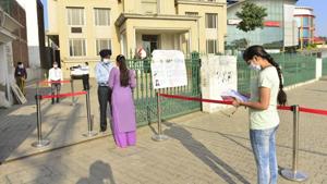 NTA and the Central government’s bid to conduct JEE-Main and NEET has sparked off a row, where the opposition parties have questioned the move amid the pandemic. (Gurpreet Singh/Hindustan Times) NTA and the Central government’s bid to conduct JEE-Main and NEET has sparked off a row, where the opposition parties have questioned the move amid the pandemic. (Gurpreet Singh/Hindustan Times)