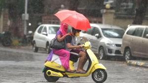 The India Meteorological Department (IMD) has said rains would gradually reduce over flood-affected regions and start picking up over northern plains, north-eastern states and parts of southern peninsula. (Satish Bate/HT Photo) The India Meteorological Department (IMD) has said rains would gradually reduce over flood-affected regions and start picking up over northern plains, north-eastern states and parts of southern peninsula. (Satish Bate/HT Photo)
