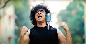 Singer Palash Sen in a still from the new song Ladaaii by the band Euphoria. Singer Palash Sen in a still from the new song Ladaaii by the band Euphoria.