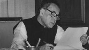 Pranab Mukherjee won the Lok Sabha elections from Jangipur constituency in 2004 and 2009(HT ARCHIVE*) Pranab Mukherjee won the Lok Sabha elections from Jangipur constituency in 2004 and 2009(HT ARCHIVE*)