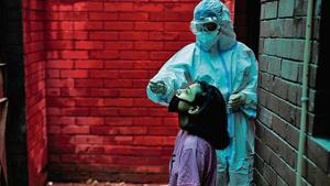 The data isn’t surprising — the same trend has been seen around the world. Older people who contract the coronavirus disease are more likely to die. How much more likely?(Reuters file photo) The data isn’t surprising — the same trend has been seen around the world. Older people who contract the coronavirus disease are more likely to die. How much more likely?(Reuters file photo)