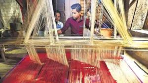 The strike call was given by Uttar Pradesh Bunkar Mahasabha and Varanasi-based organisation Biradarana Tanzim. (HT File photo: Raj K Raj) The strike call was given by Uttar Pradesh Bunkar Mahasabha and Varanasi-based organisation Biradarana Tanzim. (HT File photo: Raj K Raj)
