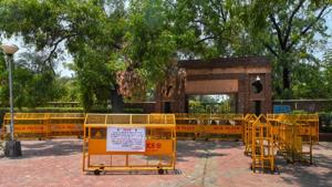 Barricades set up at Delhi University's Arts faculty after section 144 was imposed in the wake of COVID-19 outbreak(PTI) Barricades set up at Delhi University's Arts faculty after section 144 was imposed in the wake of COVID-19 outbreak(PTI)