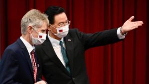 Czech Senate speaker Milos Vystrcil is escorted by Taiwan’s Foreign Minister Joseph Wu (R) to a press conference at the foreign ministry in Taipei on 3 September 2020(AFP) Czech Senate speaker Milos Vystrcil is escorted by Taiwan’s Foreign Minister Joseph Wu (R) to a press conference at the foreign ministry in Taipei on 3 September 2020(AFP)
