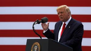 Trump first aired the idea of casting a precautionary second vote on Wednesday during a trip to North Carolina.(Reuters Photo) Trump first aired the idea of casting a precautionary second vote on Wednesday during a trip to North Carolina.(Reuters Photo)