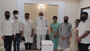 NCP supremo Sharad Pawad (centre) takes stock of the Covid-19 situation in Pune. Also seen are NCP leaders Amol Kolhe (third from left) and Vandana Chavan (fourth from right).
