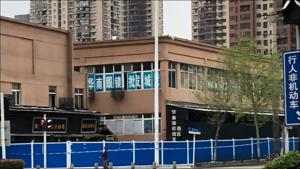 Huanan seafood market in the Chinese city of Wuhan remains shut(Twitter/sophia_yan) Huanan seafood market in the Chinese city of Wuhan remains shut(Twitter/sophia_yan)