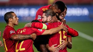 (L-R) Thiago Alcantara of Spain, Jesus Navas of Spain, Ansu Fati of Spain, Sergio Ramos of Spain, Mikel Merino of Spain celebrate.(Getty Images) (L-R) Thiago Alcantara of Spain, Jesus Navas of Spain, Ansu Fati of Spain, Sergio Ramos of Spain, Mikel Merino of Spain celebrate.(Getty Images)