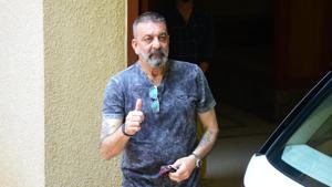 Actor Sanjay Dutt, who is being treated for lung cancer, gestures to the paparazzi. (Varinder Chawla) Actor Sanjay Dutt, who is being treated for lung cancer, gestures to the paparazzi. (Varinder Chawla)