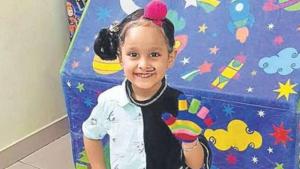 A student of BCM Arya School, Ludhiana, dressed for the mismatch day activity.(HT) A student of BCM Arya School, Ludhiana, dressed for the mismatch day activity.(HT)
