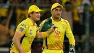 Chennai Super Kings captain M.S. Dhoni (2L) along with teammate Shane Watson (L)(AFP) Chennai Super Kings captain M.S. Dhoni (2L) along with teammate Shane Watson (L)(AFP)