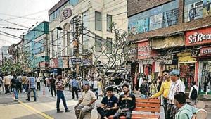 Municipal officials had then said the arrangement was temporary and the pedestrianisation plan would be implemented again after the opening of public transport such as the Delhi Metro.(HT file photo) Municipal officials had then said the arrangement was temporary and the pedestrianisation plan would be implemented again after the opening of public transport such as the Delhi Metro.(HT file photo)