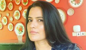 Sona Mohapatra hit out at Farah Khan Ali over her comments on Kangana Ranaut. Sona Mohapatra hit out at Farah Khan Ali over her comments on Kangana Ranaut.