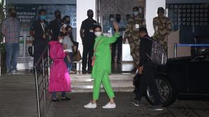 Deepika Padukone spotted at Mumbai’s Kalina airport.(Varinder Chawla) Deepika Padukone spotted at Mumbai’s Kalina airport.(Varinder Chawla)