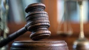 Prior to the August 31 order, Railways submitted an affidavit in Court stating that in dealing with garbage, solid waste and plastic waste, a major hindrance was the “predominant presence of jhuggis along 140 kilometre route length of track in the region of National Capital Territory of Delhi.” Photo for representational purposes only.(Getty Images/iStockphoto) Prior to the August 31 order, Railways submitted an affidavit in Court stating that in dealing with garbage, solid waste and plastic waste, a major hindrance was the “predominant presence of jhuggis along 140 kilometre route length of track in the region of National Capital Territory of Delhi.” Photo for representational purposes only.(Getty Images/iStockphoto)