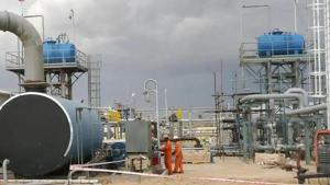 The government wants the company to clear the dues before the extension is granted, they said adding the company has disputed the demand and issued a notice of arbitration to resolve the differences.(HT file photo) The government wants the company to clear the dues before the extension is granted, they said adding the company has disputed the demand and issued a notice of arbitration to resolve the differences.(HT file photo)