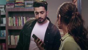 Quick Switch, introduced by Samsung, solves the privacy needs of today’s smartphone users.(HT Brand Studio) Quick Switch, introduced by Samsung, solves the privacy needs of today’s smartphone users.(HT Brand Studio)