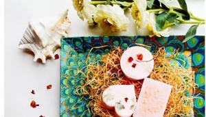 Handmade soaps by Ellora(Instagram) Handmade soaps by Ellora(Instagram)