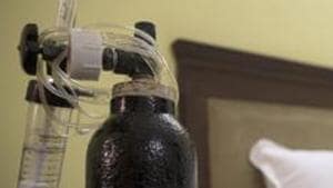 Many hospitals in the state are keeping a stock of 100 oxygen cylinders and maintaining their regular supply.(Representational Photo/Bloomberg) Many hospitals in the state are keeping a stock of 100 oxygen cylinders and maintaining their regular supply.(Representational Photo/Bloomberg)